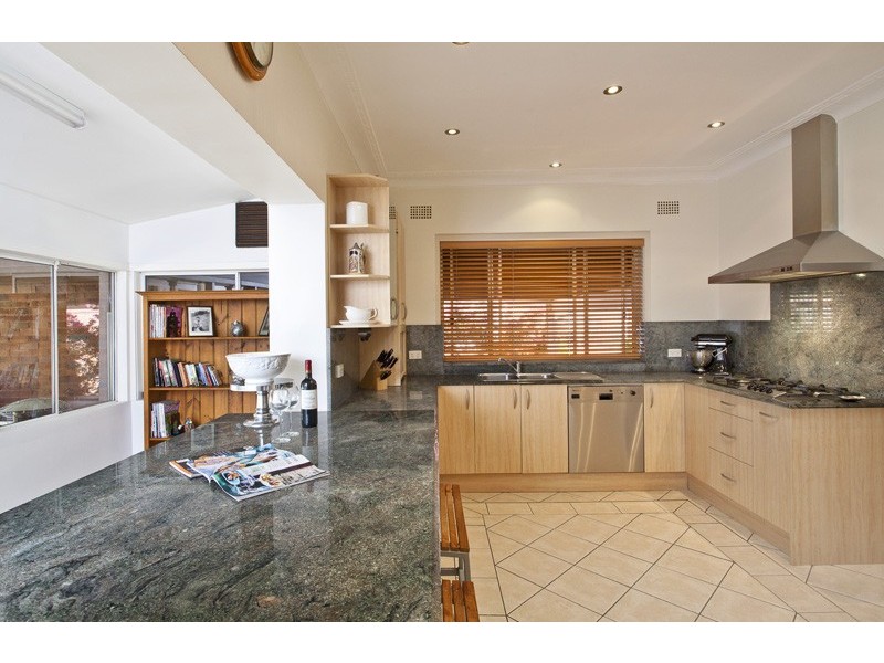 2 Kamilaroy Road, West Pymble NSW 2073