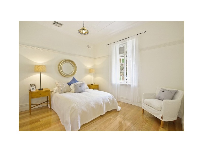 6 Ashburn Place, Gladesville NSW 2111