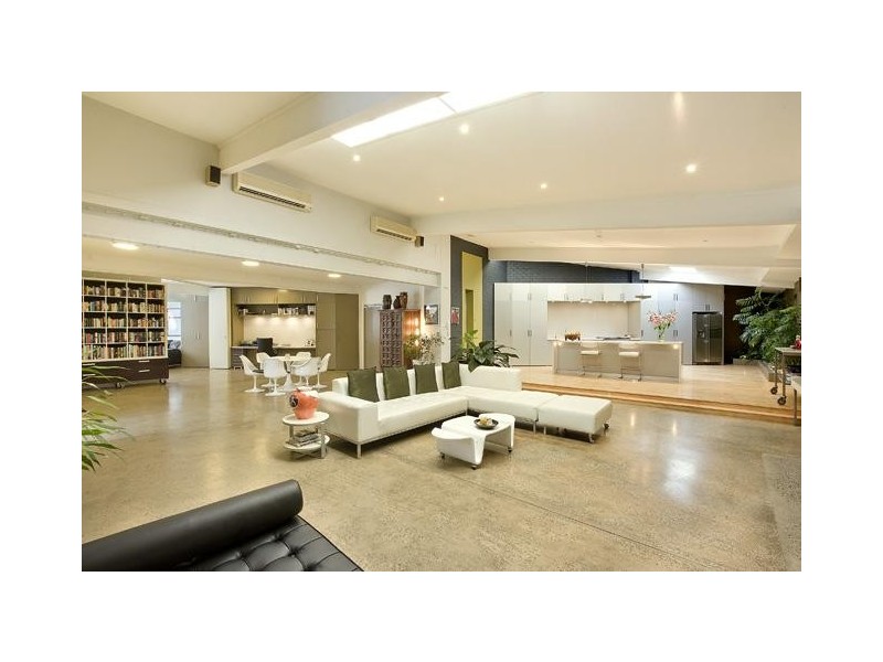 9 Applebee Street, St Peters NSW 2044