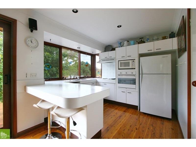 25 Kooranga Crescent, Cordeaux Heights NSW 2526