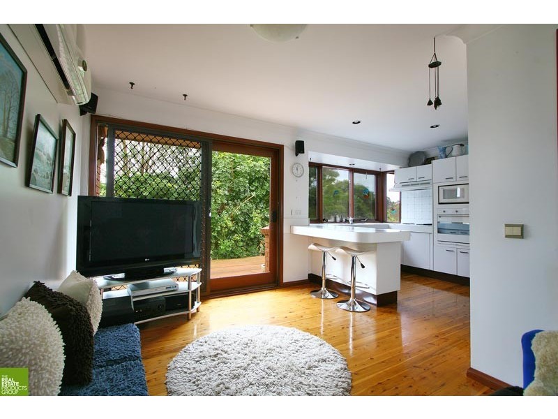 25 Kooranga Crescent, Cordeaux Heights NSW 2526