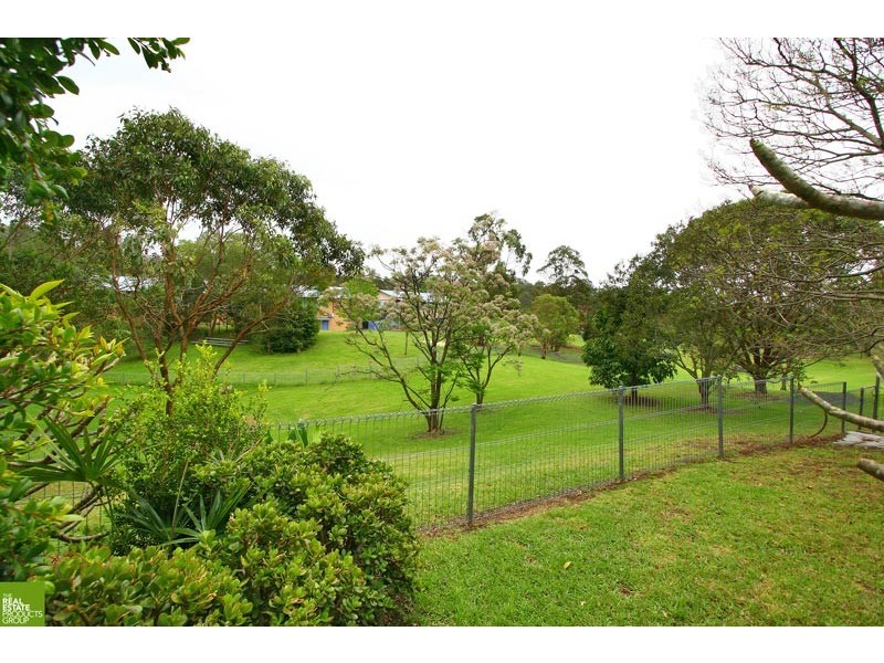 25 Kooranga Crescent, Cordeaux Heights NSW 2526