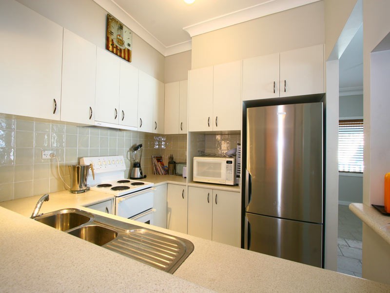 16 Rickard Road, Unanderra NSW 2526