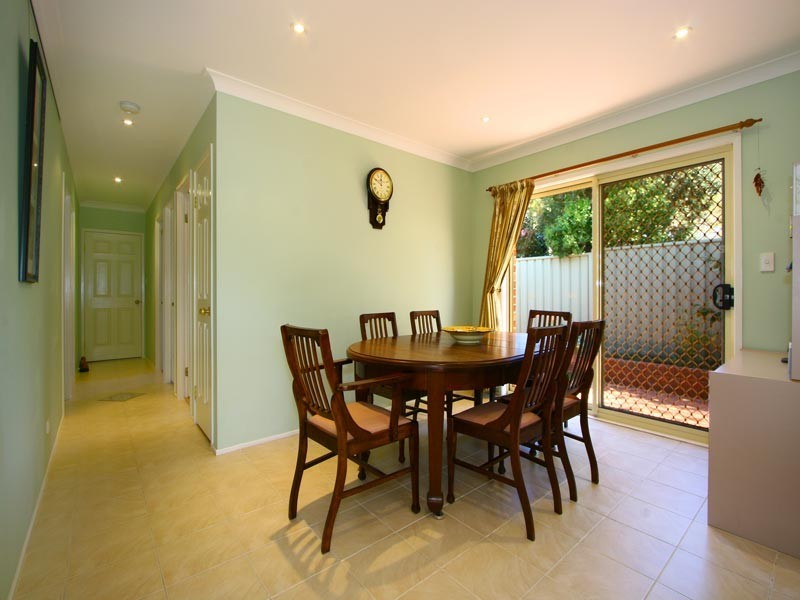 2/24 Station Street, Corrimal East NSW 2518