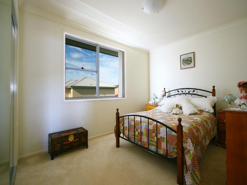 17/4a Tallegalla Street, Unanderra NSW 2526