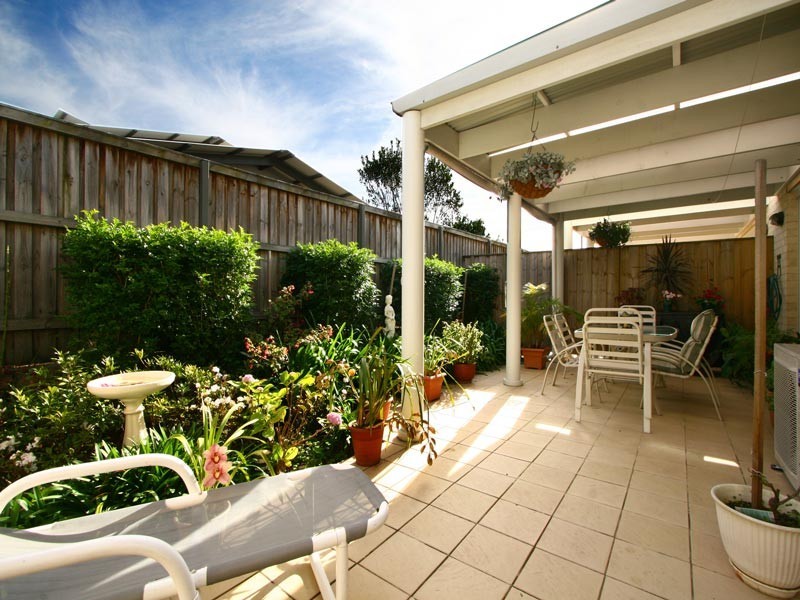 17/4a Tallegalla Street, Unanderra NSW 2526