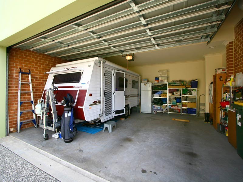 17/4a Tallegalla Street, Unanderra NSW 2526