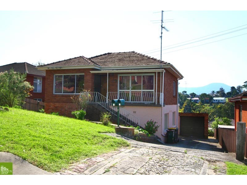 34 Beatus Street, Unanderra NSW 2526