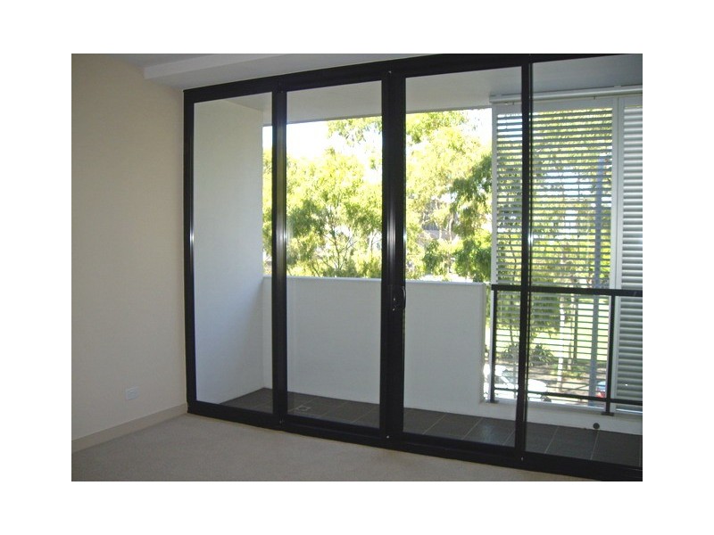 2 Wolselay Grove, Zetland NSW 2017