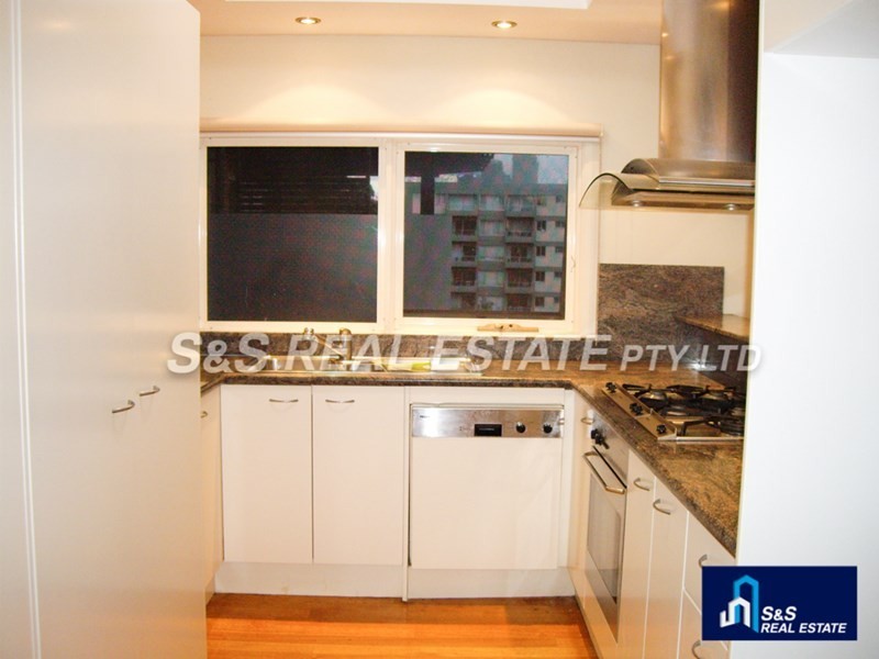 6 Queens Avenue, Mcmahons Point NSW 2060