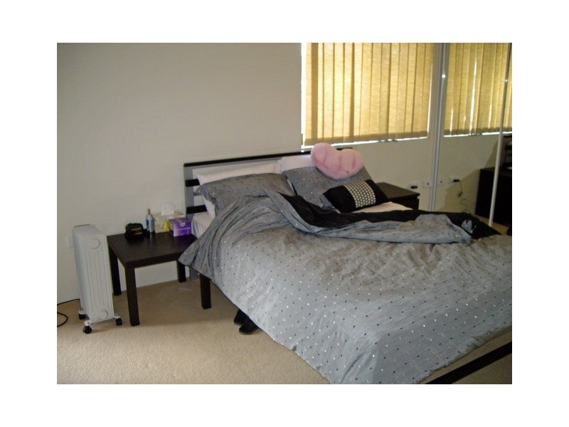 8 Kendall Street, Harris Park NSW 2150