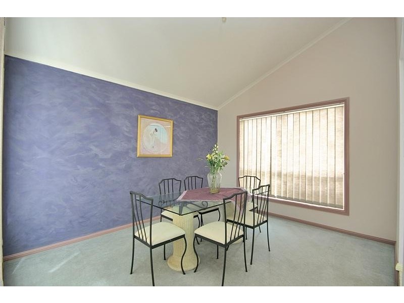 Angophora Circuit, Mount Annan NSW 2567