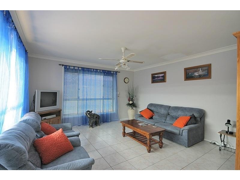Welling Drive, Narellan Vale NSW 2567