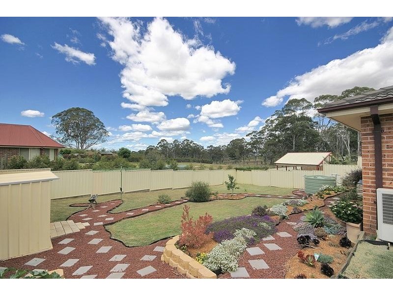 Welling Drive, Narellan Vale NSW 2567