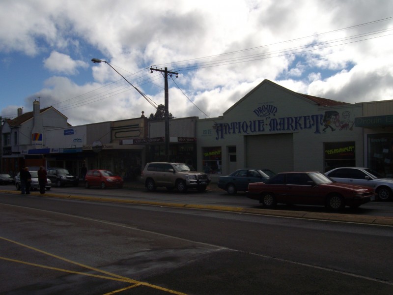 23-25 Princes way, Drouin VIC 3818