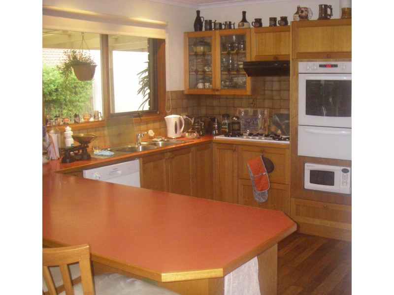 19 forrest street, Drouin VIC 3818