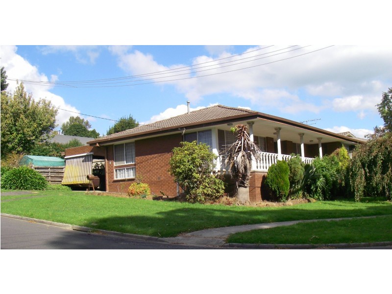 38 Bennett Street, Drouin VIC 3818