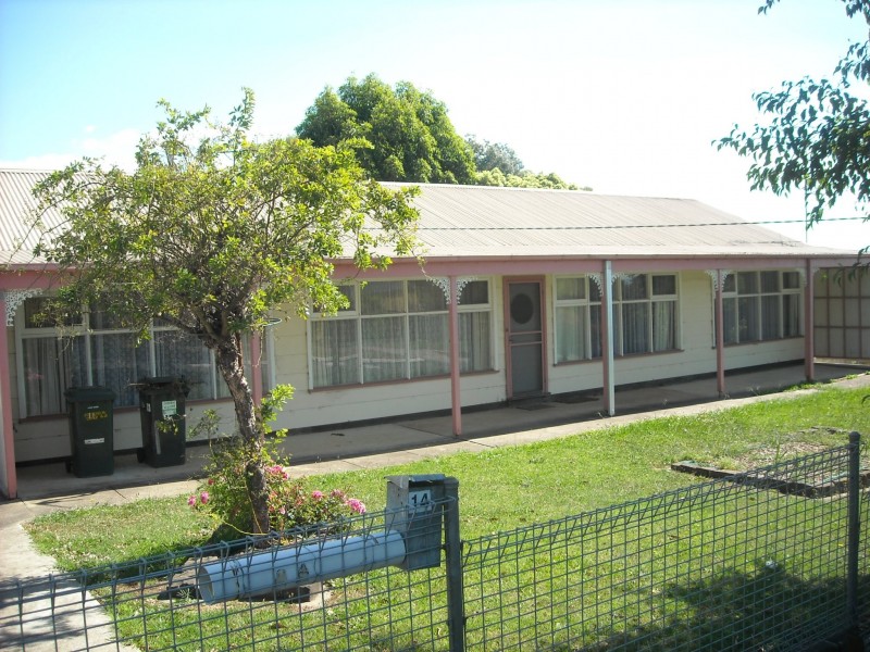 14 lampard road, Drouin VIC 3818