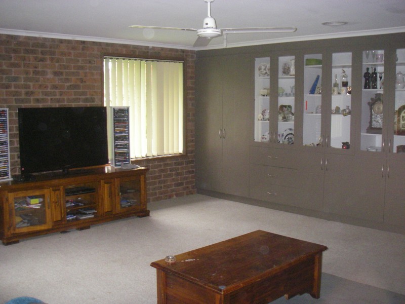 98 Lampard Road, Drouin VIC 3818
