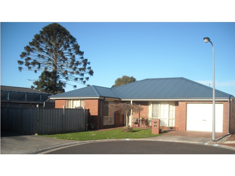 7 Rees Close, Drouin VIC 3818