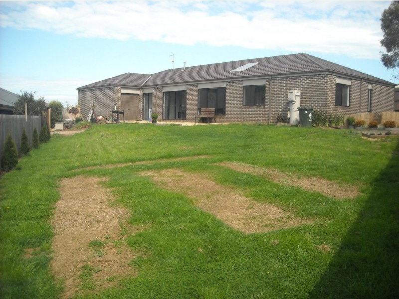 4 Audra Place, Warragul VIC 3820