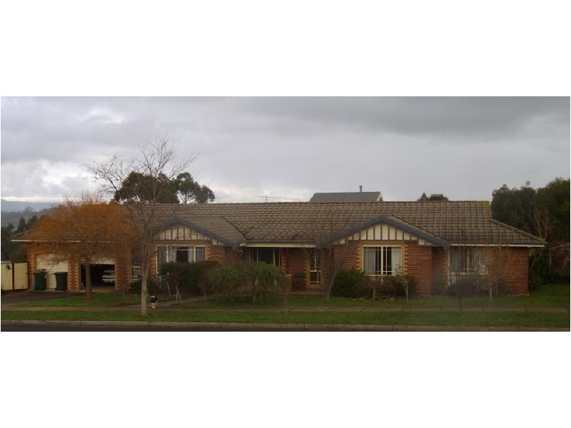 8 maple way, Warragul VIC 3820