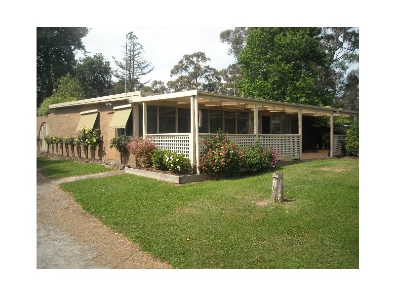 2940 westernport Rd, Drouin South VIC 3818