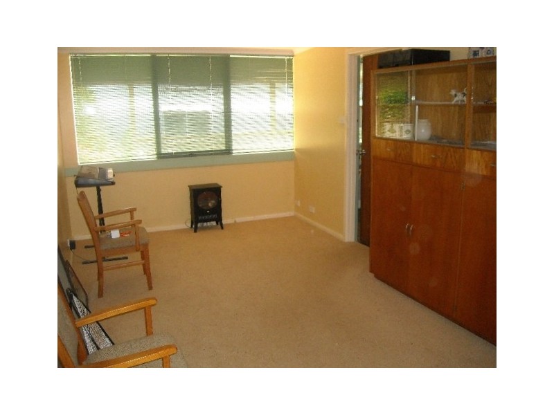 2940 westernport Rd, Drouin South VIC 3818