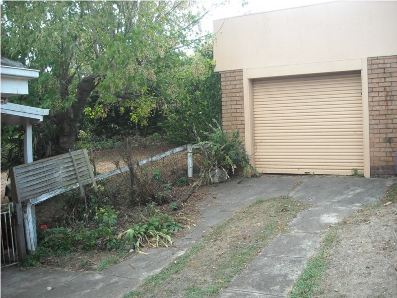 17 Church Street, Drouin VIC 3818