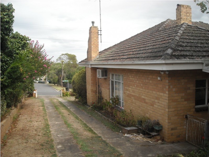 17 Church Street, Drouin VIC 3818