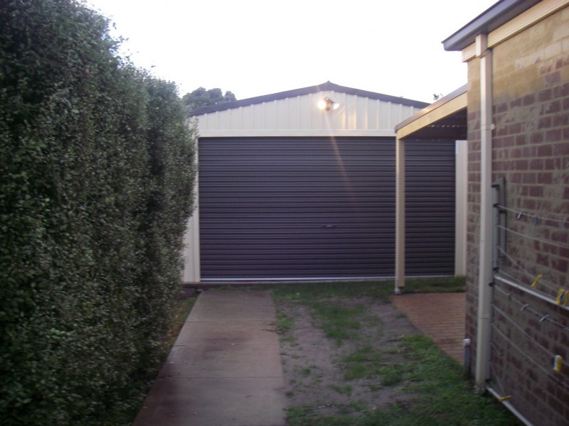 23 Helen Street, Drouin VIC 3818