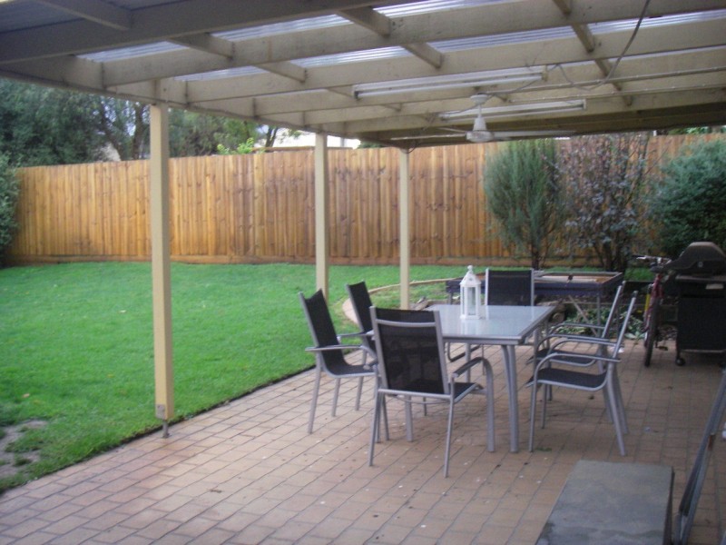 23 Helen Street, Drouin VIC 3818