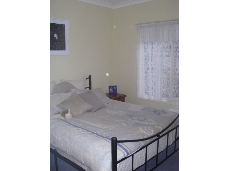 23 Helen Street, Drouin VIC 3818