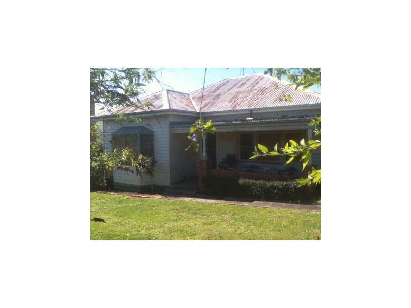 24 Buln Buln Road, Drouin VIC 3818