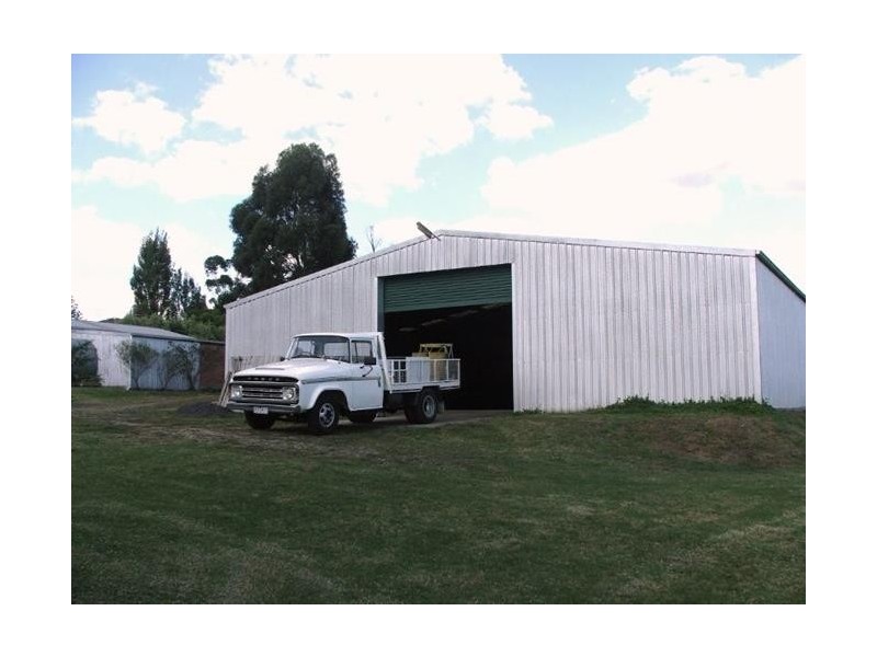 37 Jefferson Road, Garfield VIC 3814