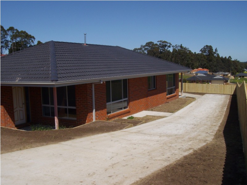 9 Hatfield Drive, Drouin VIC 3818