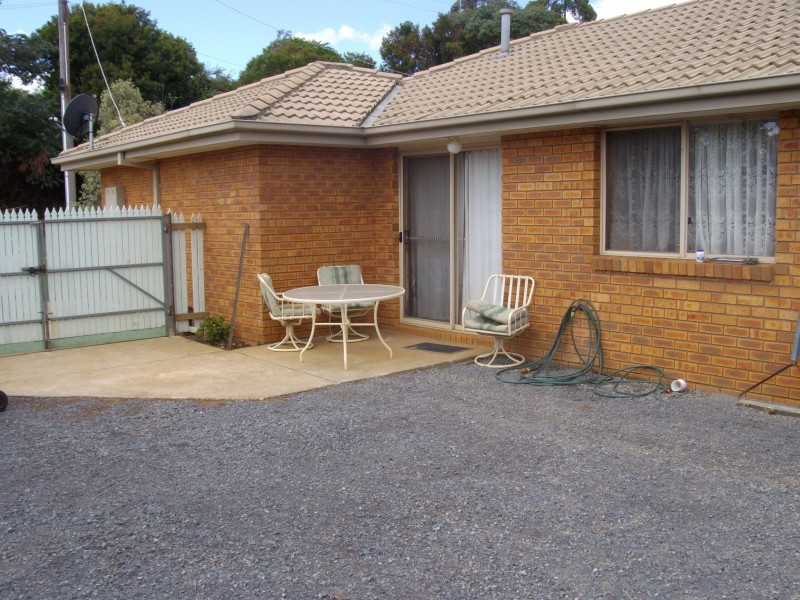 33 railway avenue, Drouin VIC 3818