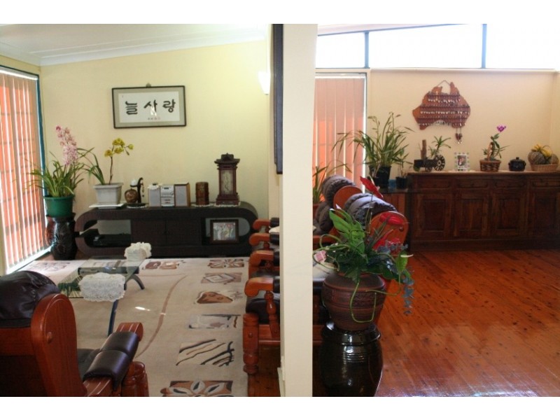 8 Lucas Avenue, Moorebank NSW 2170