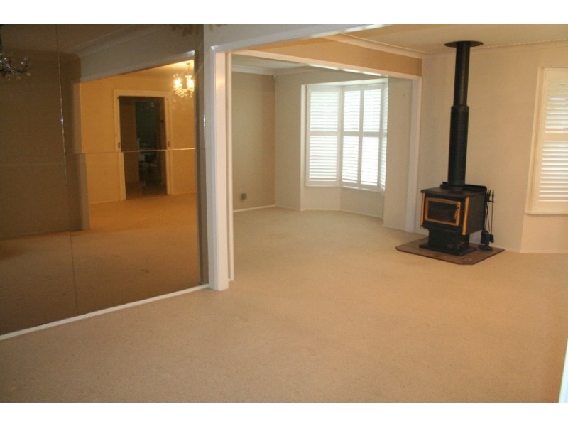 2 Maddecks Avenue, Moorebank NSW 2170