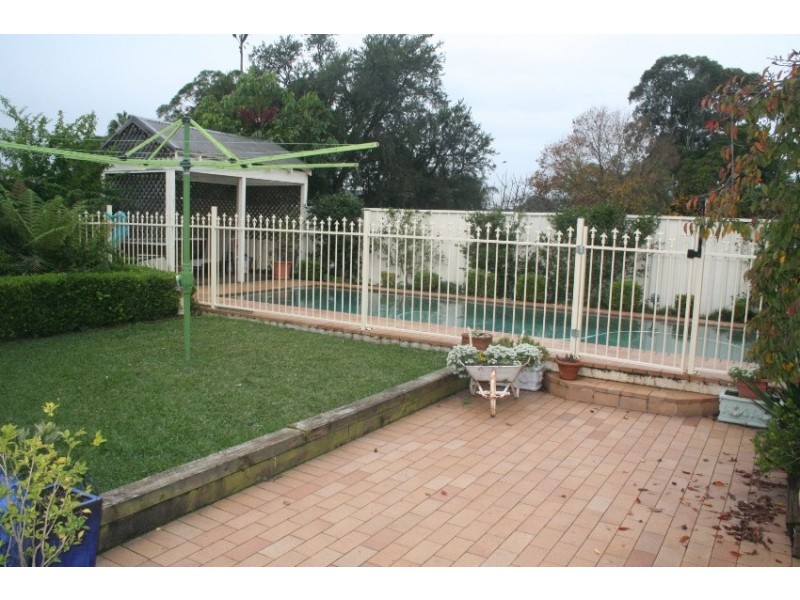 2 Maddecks Avenue, Moorebank NSW 2170