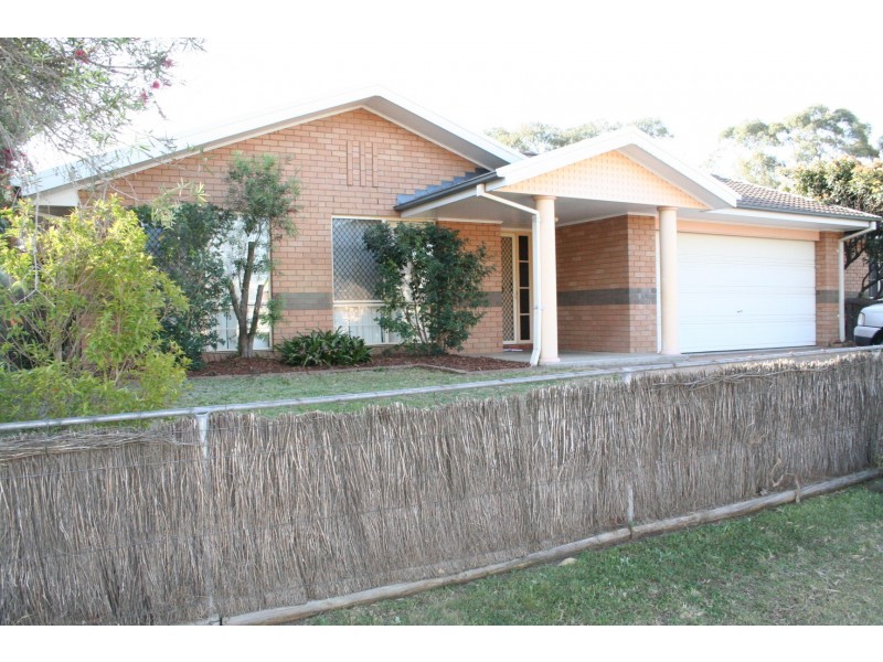 5 Boree, Wattle Grove NSW 2173