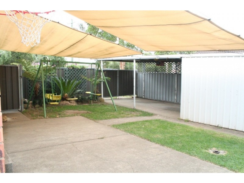 166 Bardia Parade, Holsworthy NSW 2173