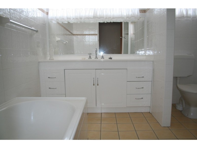 Moorebank NSW 2170