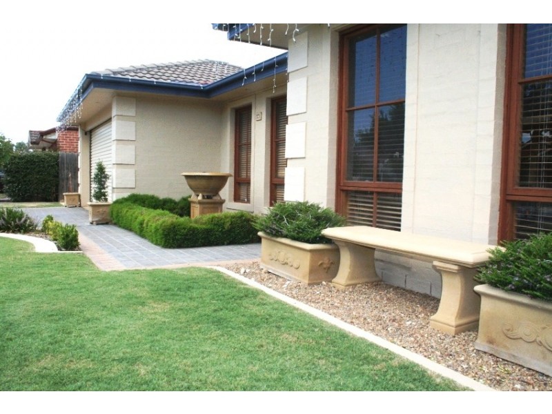 Wattle Grove NSW 2173