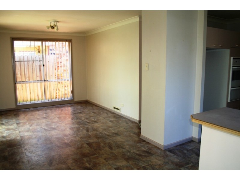 47 Como Court, Wattle Grove NSW 2173