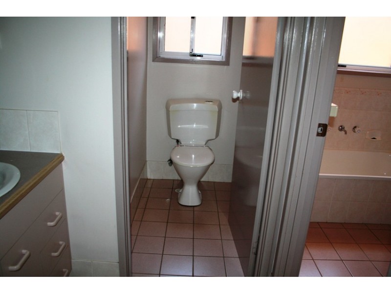 47 Como Court, Wattle Grove NSW 2173