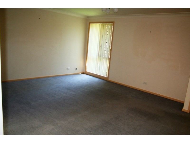 28 Claremont Court, Wattle Grove NSW 2173