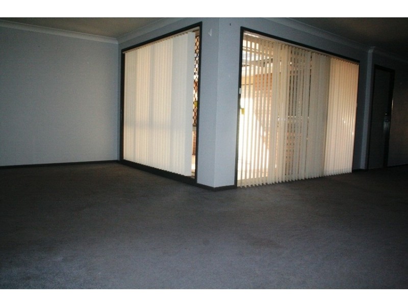 Wattle Grove NSW 2173