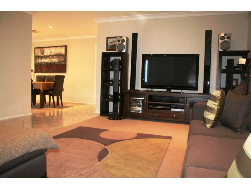 Wattle Grove NSW 2173