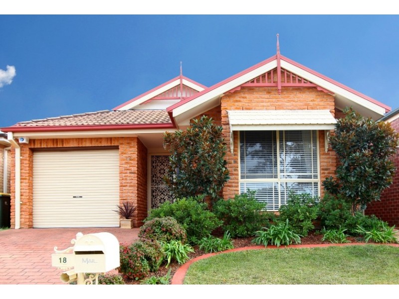 18 Colo Court, Wattle Grove NSW 2173